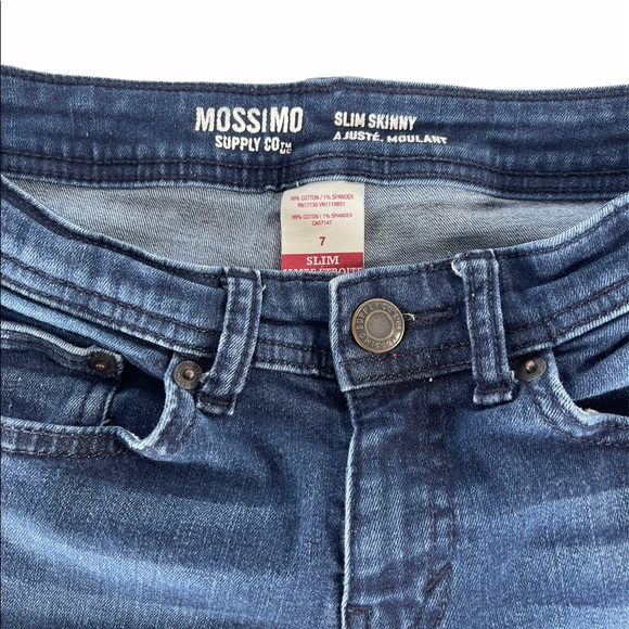Mossimo Jeans! - Picture 2 of 4